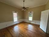 304 Oak Street - Photo 9