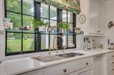 2232 Huntington Road - Photo 18