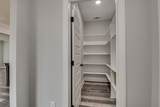 916 Walker Pt Drive - Photo 43