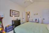 306 Greenview Court - Photo 35