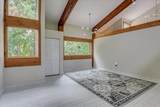 918 Houndslake Drive - Photo 7