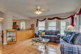303 Kingfisher Point - Photo 24
