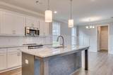 917 Walker Pt Drive - Photo 17