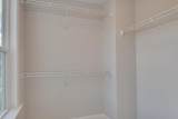915 Walker Pt Drive - Photo 39