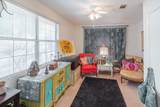 1919 Hampton Avenue - Photo 15