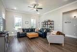205 Cardinal Court - Photo 14