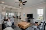 205 Cardinal Court - Photo 17