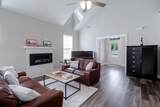 322 Barrow Lane - Photo 13