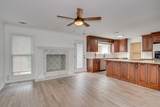 320 Gloucester Road - Photo 2