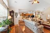 2803 Amberley Drive - Photo 6