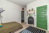 3158 Carmine Avenue - Photo 29
