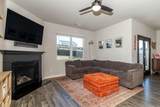 3158 Carmine Avenue - Photo 9
