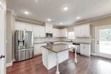 504 Hampton Drive - Photo 2