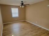 1910 Collierwood Way - Photo 32