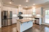 811 Lillian Pk Drive - Photo 10