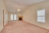 8035 Reagan Circle - Photo 13