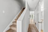 331 Avery Landing - Photo 4