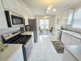 1119 Hampstead Place - Photo 16