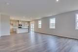 1028 Amber Way - Photo 19