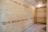 205 Hampton Avenue - Photo 29