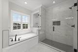 2984 Rosewood Drive - Photo 39