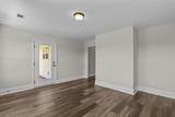 923 Holbrook Drive - Photo 9