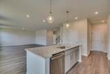 1028 Amber Way - Photo 33