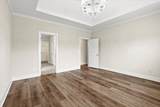 407 Barrow Lane - Photo 52