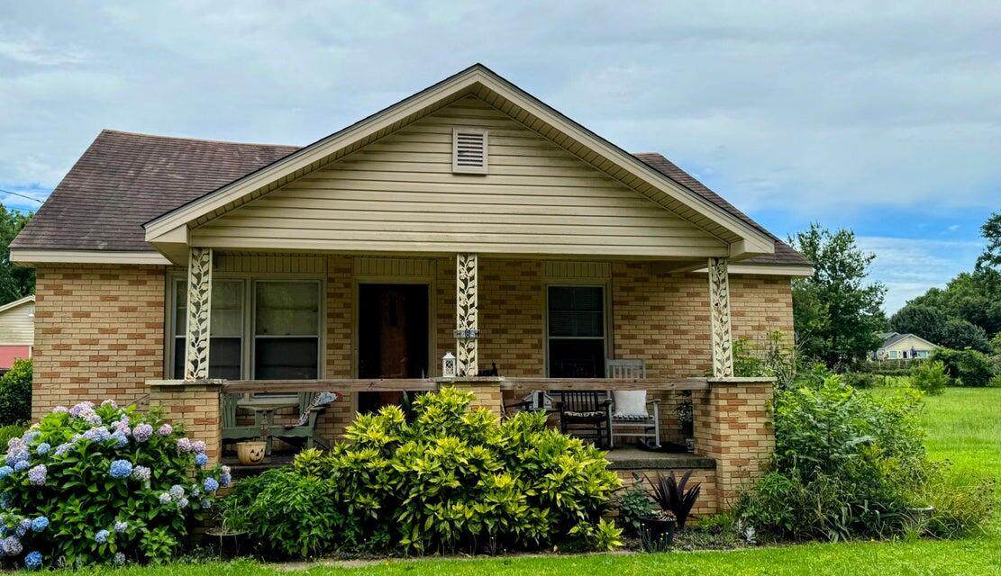 289 Cathy Drive - Photo 1