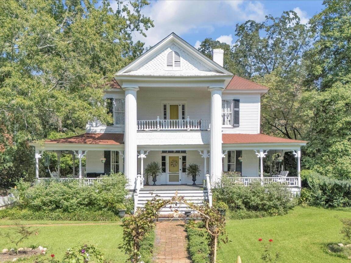 307 N Alexander Ave - Photo 1