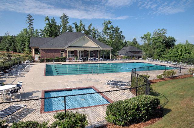 1007 Spotswood Circle - Photo 1