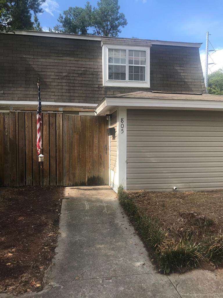 805 Vancouver Road - Photo 1