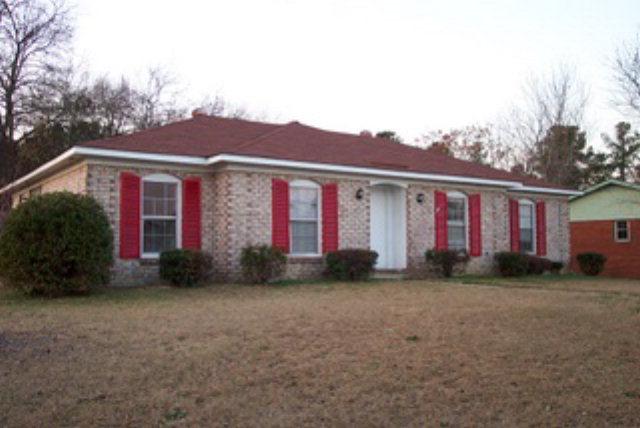 302 Bel Air Road - Photo 1