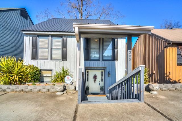 1305 Waters Edge Drive - Photo 1