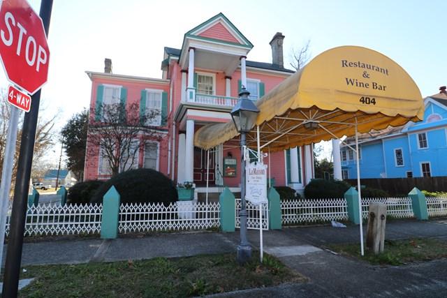 404 Telfair Street - Photo 1