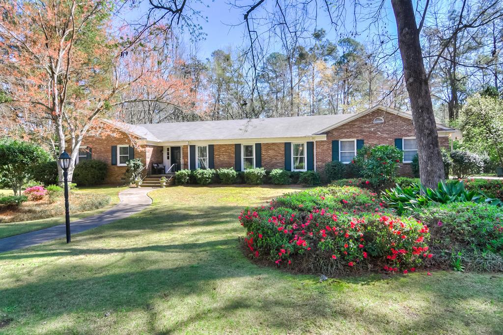 602 Norwich Road - Photo 1