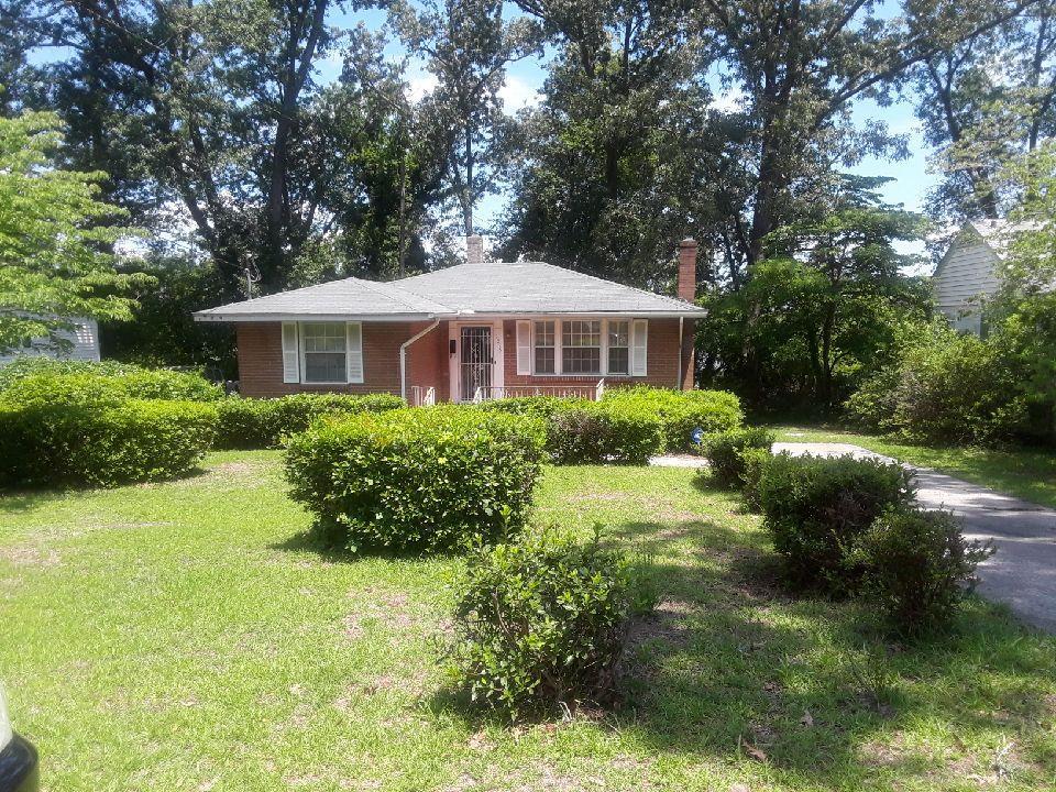 2615 Hazel Street - Photo 1