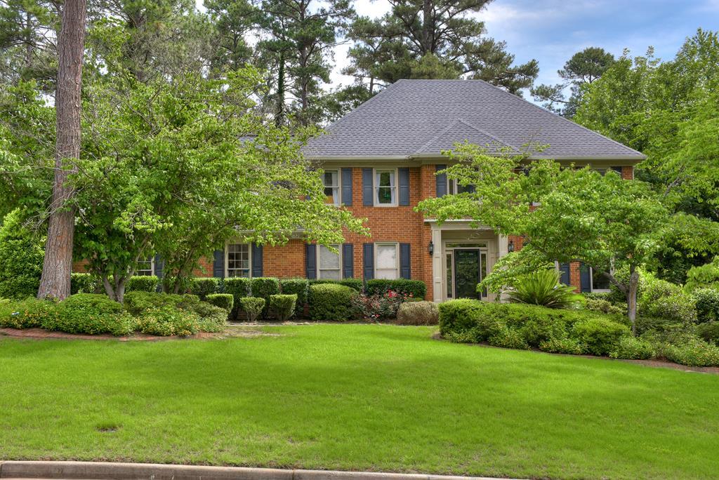 212 Kestwick Drive W - Photo 1