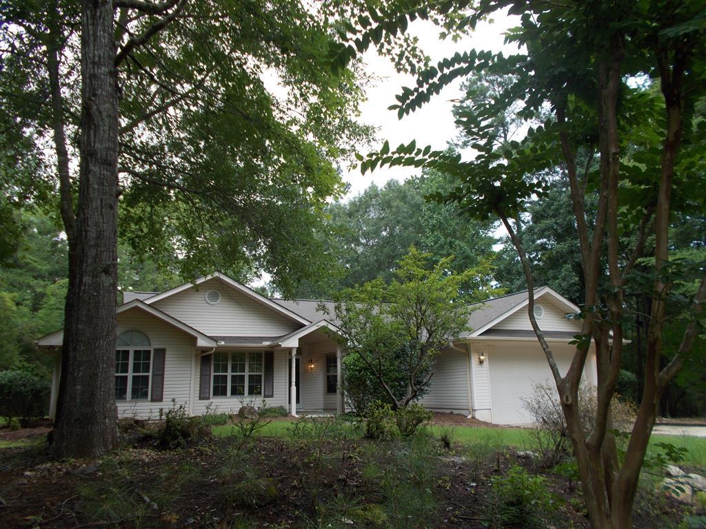 304 Covington Court - Photo 1