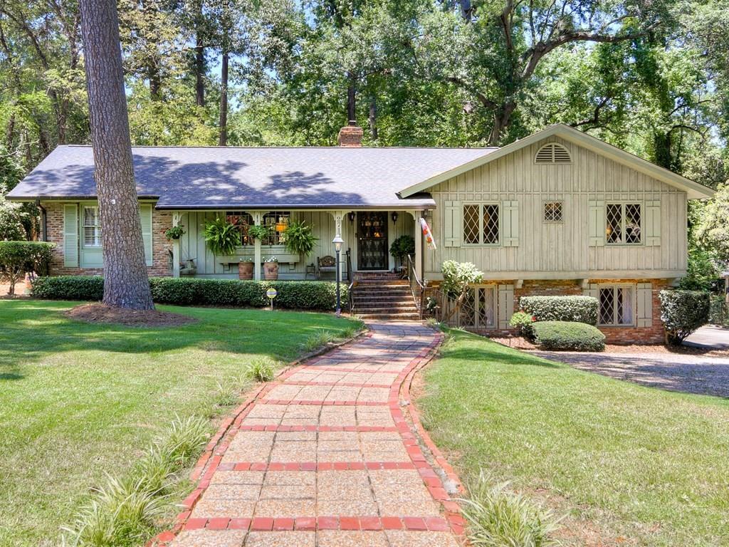 2713 Wellington Drive - Photo 1