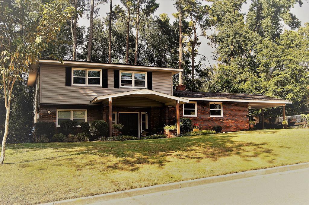 808 Brooks Drive - Photo 1