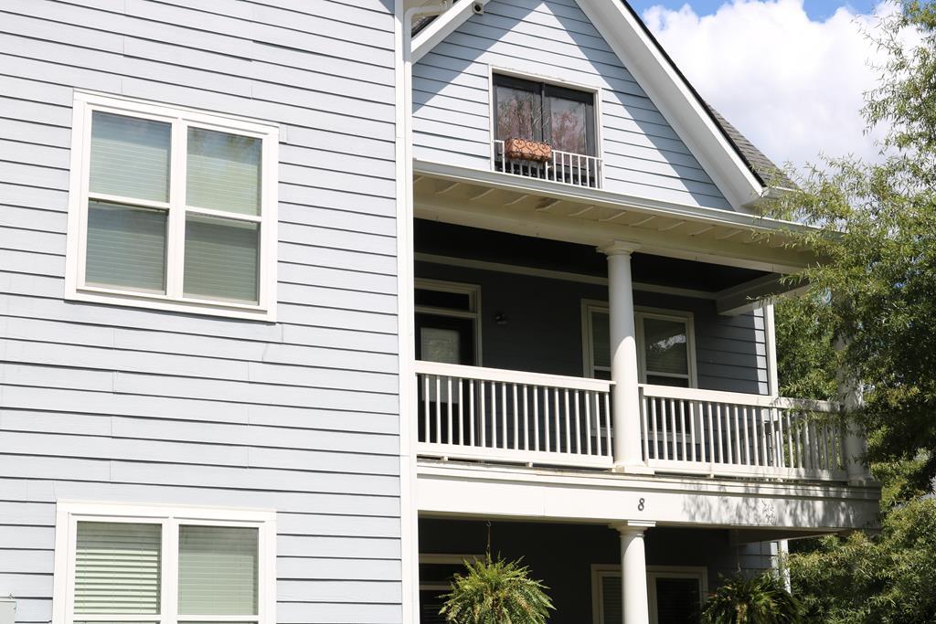 323 Landing Drive - Photo 1