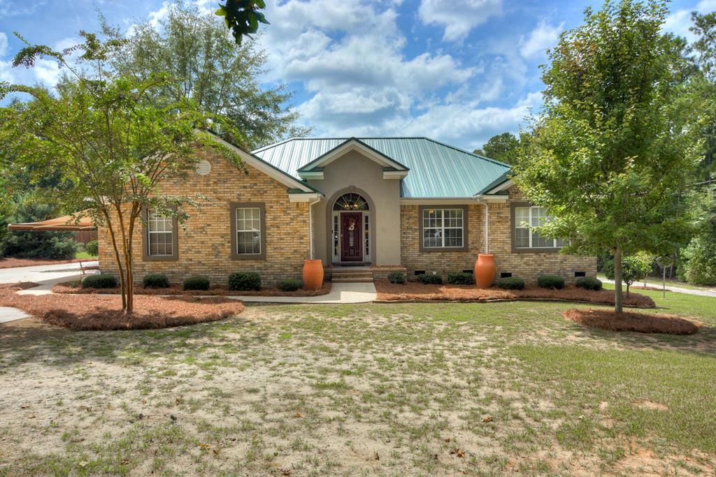 1461 Lakeview Drive - Photo 1