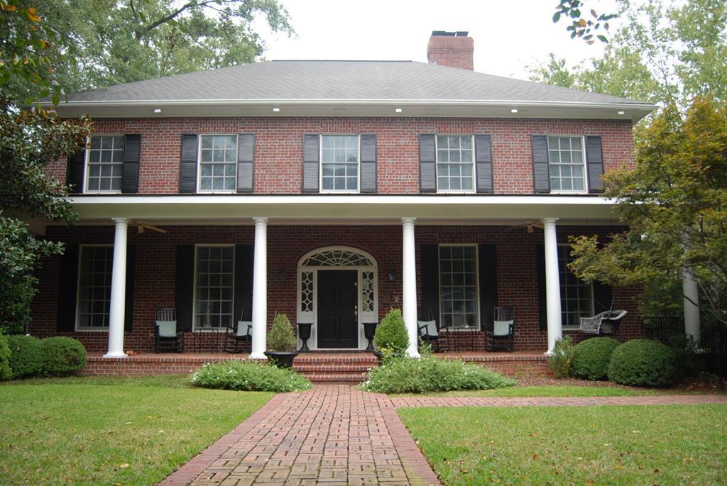 2707 Hillcrest Avenue - Photo 1