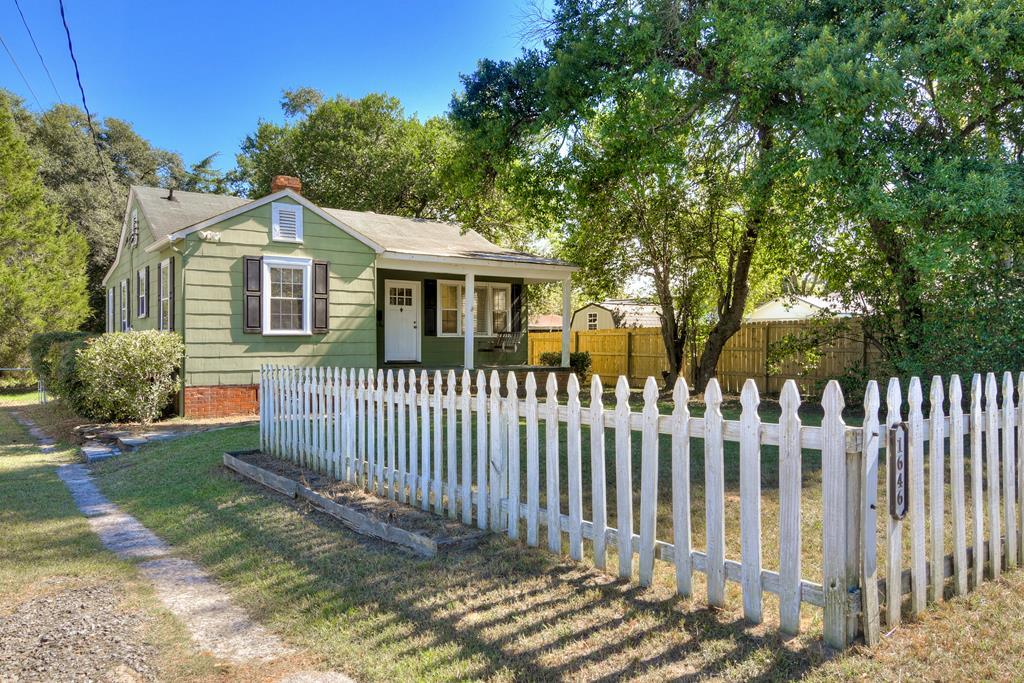 1646 Whitney Street - Photo 1