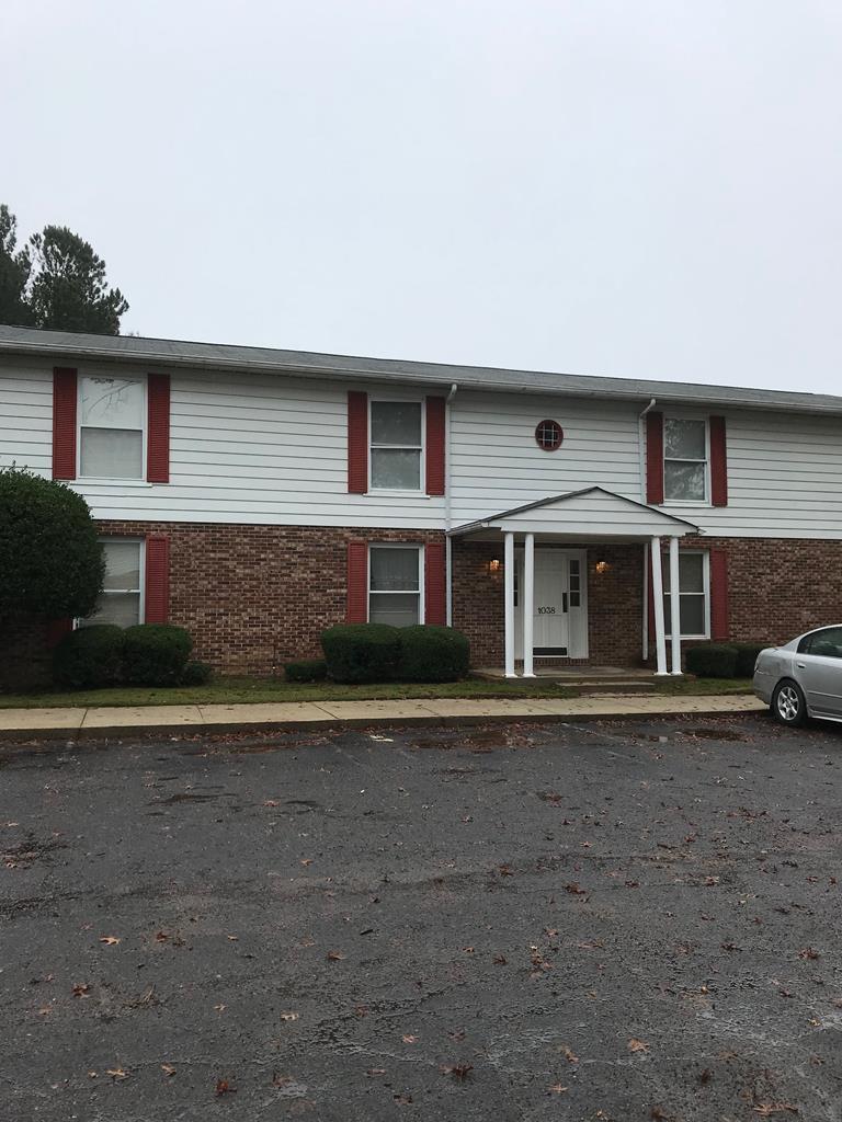 1038 B Carriage Drive - Photo 1
