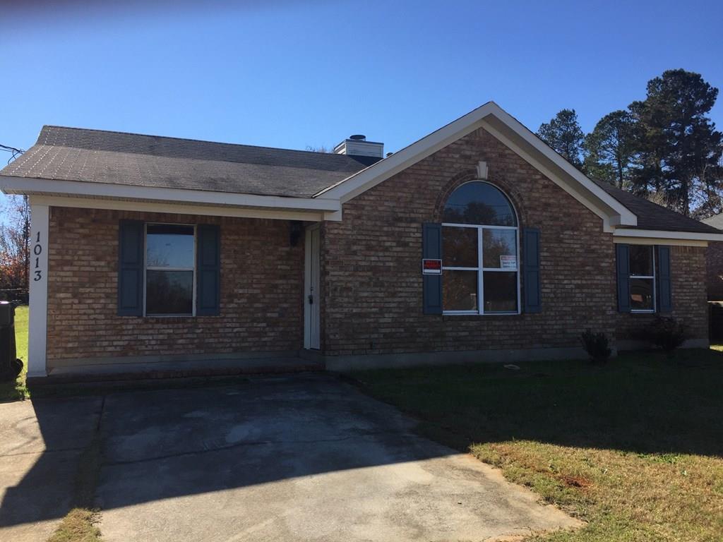 1013 Cedarview Circle - Photo 1