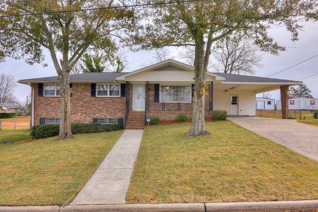 627 Oakdale Avenue - Photo 1