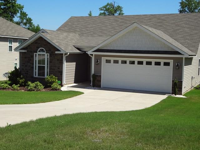 1328 Royal Oak Street - Photo 1