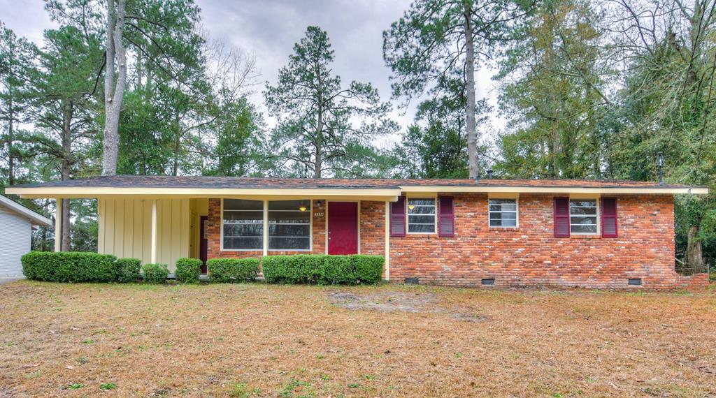 3334 Oakridge Drive - Photo 1